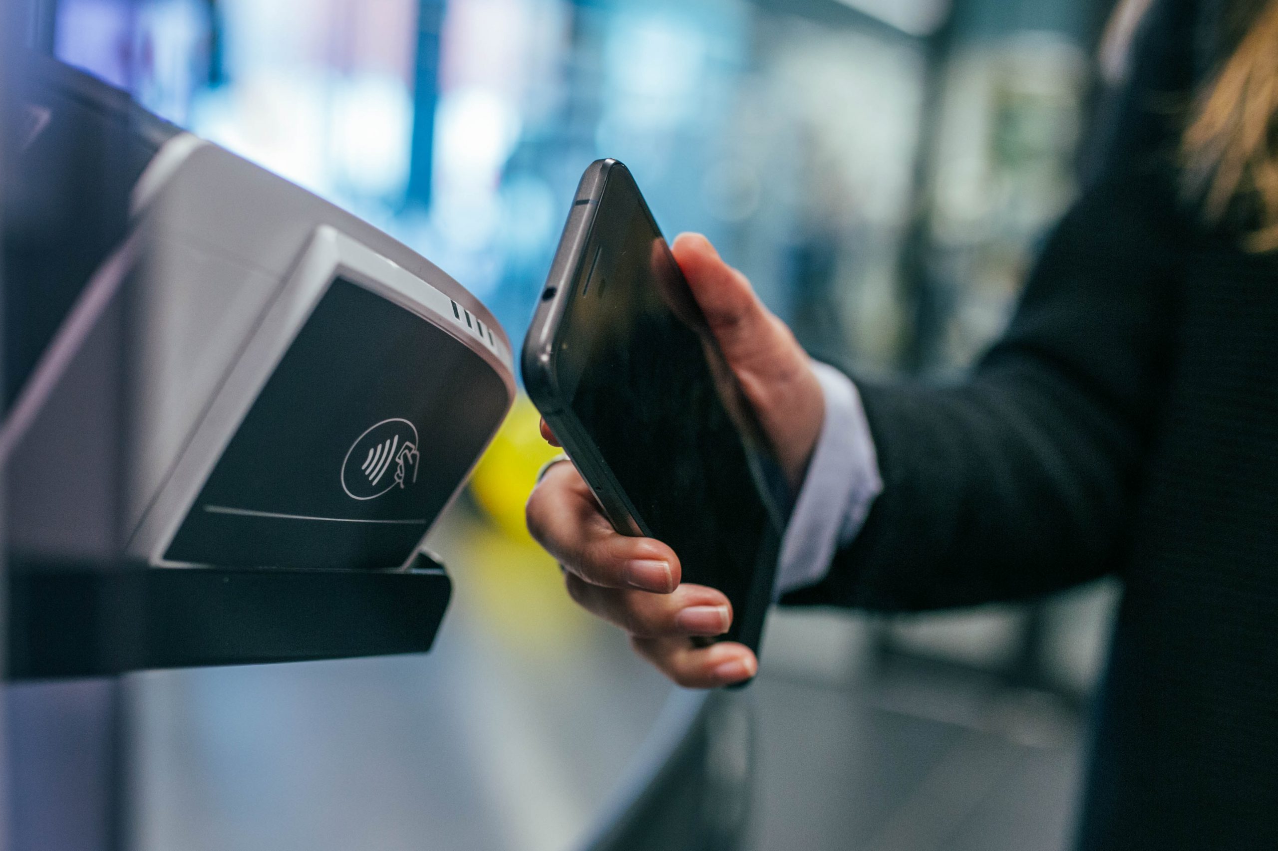 How Liveness Detection prevents identity fraud. 2