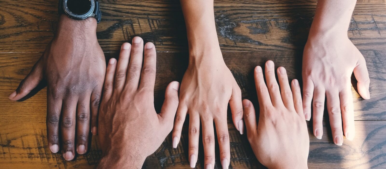 clay-banks-LjqARJaJotc-unsplash clay-banks-LjqARJaJotc-unsplash